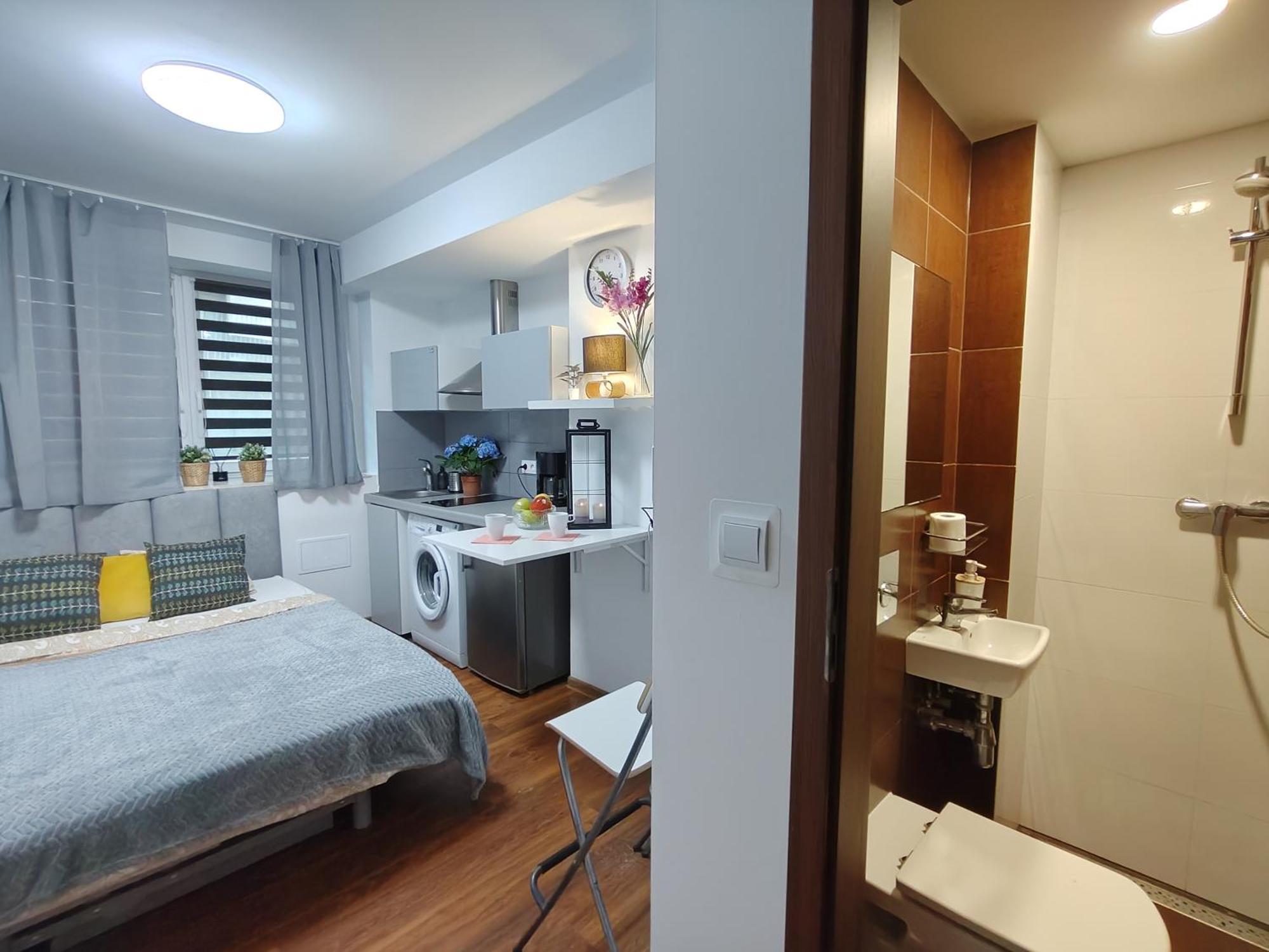 Hollidays Centrum Apartments Warsawa Bagian luar foto
