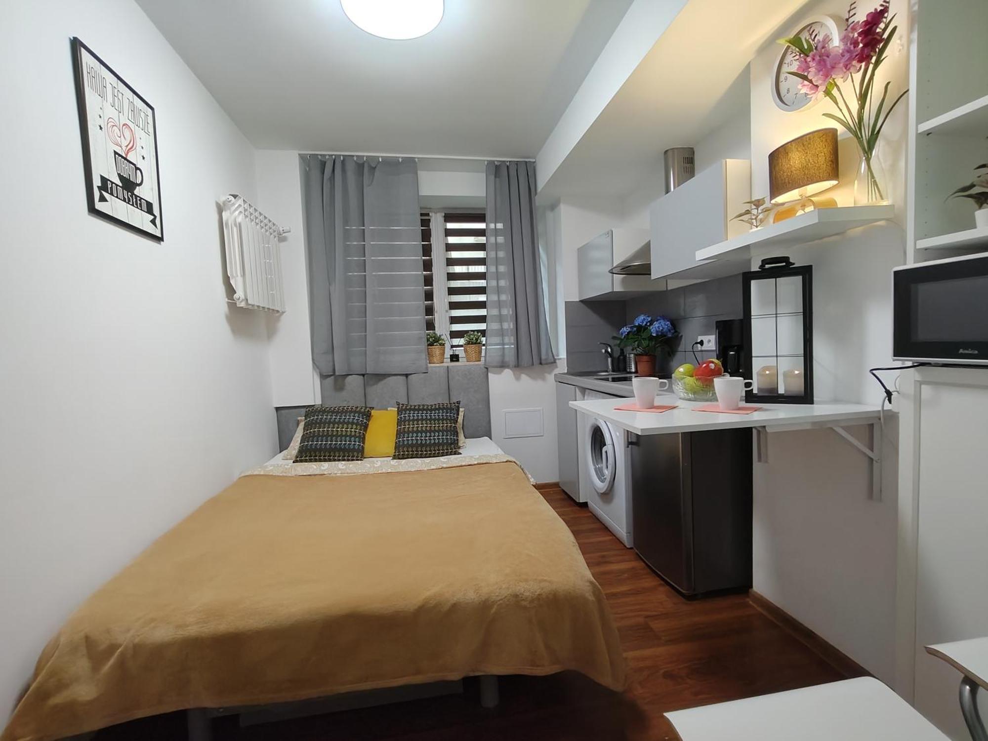 Hollidays Centrum Apartments Warsawa Bagian luar foto